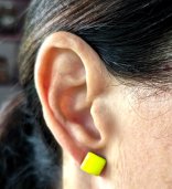 Náušnice kostička žltá